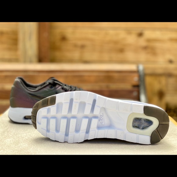 Nike Air Max 1 Ultra Moire iridescent - Picture 14 of 15